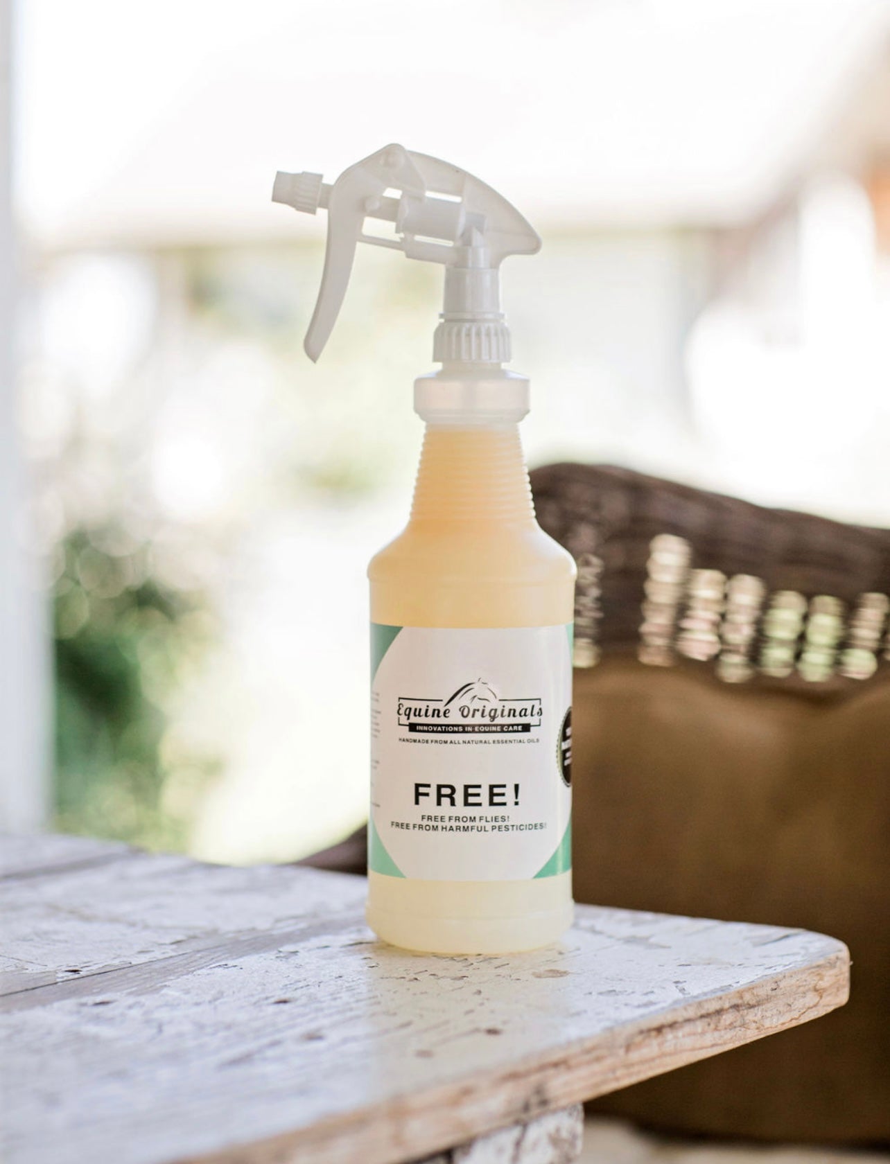 FREE! FREE FROM FLIES! SPRAY